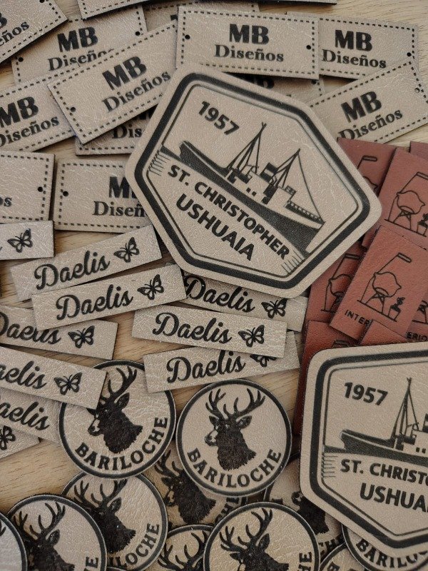 Producto - Etiquetas Ecocuero Personalizadas