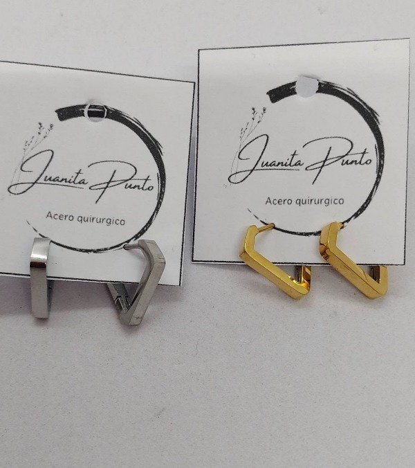 Producto - Aros de forma angular dorados