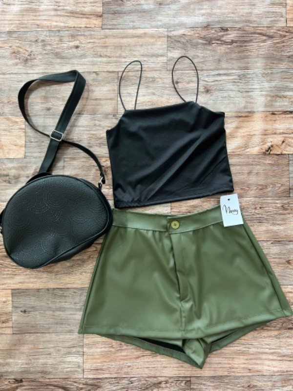 Producto - SHORT POLLERA CUERINA