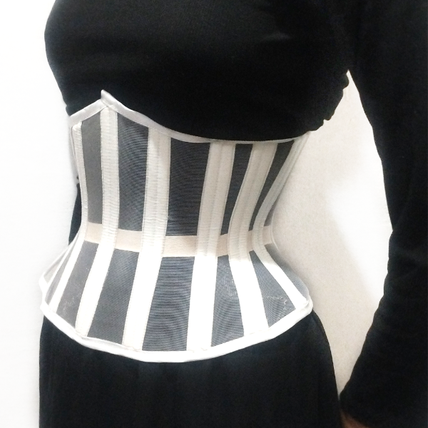 Producto - Corset Underbust de mesh