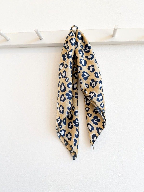 Producto - PAÑUELO AMELÍ - S
