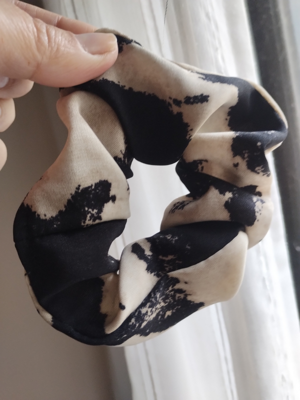 Producto - Scrunchie Tigre