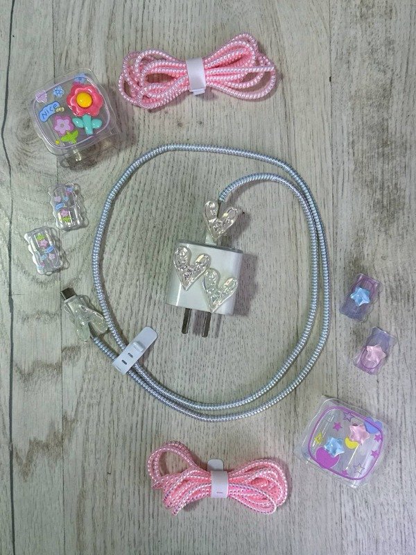 Producto - PROTECTOR DE CARGADOR 20W - FUENTE Y CABLE - SILICONA DISEÑO - 0