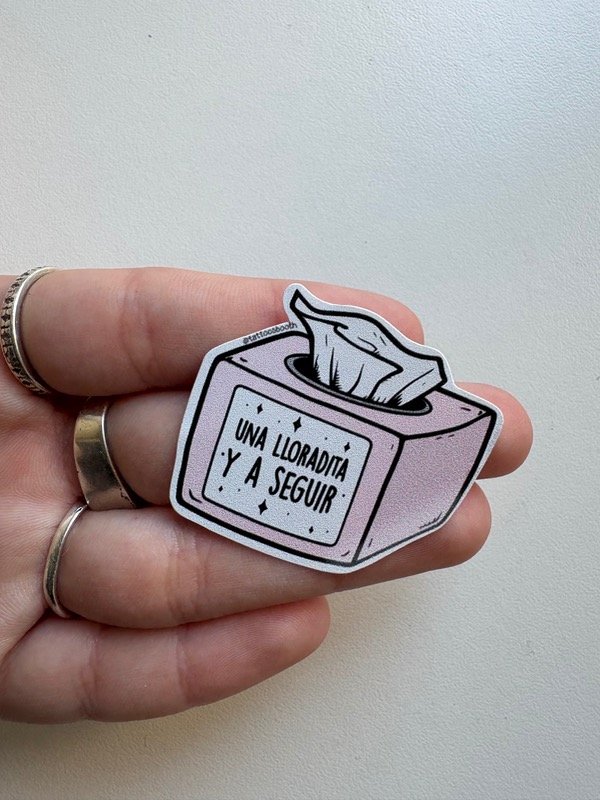 Producto - Sticker una lloradita y a seguir