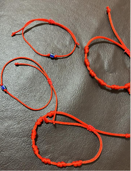 Producto - PULSERAS ROJAS