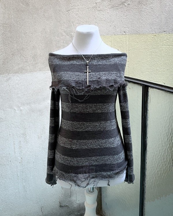 Producto - Sweater rayado distressed