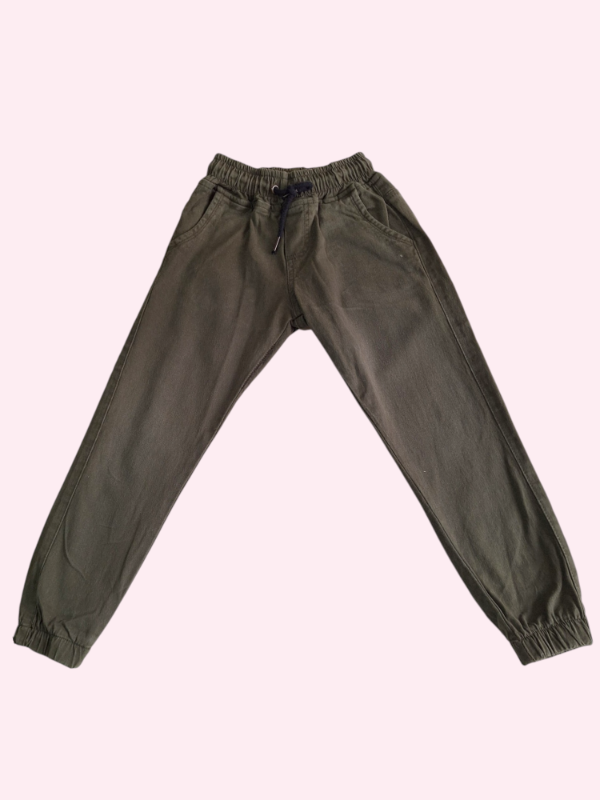 Producto - Babucha verde oscuro de gabardina 5/6 años