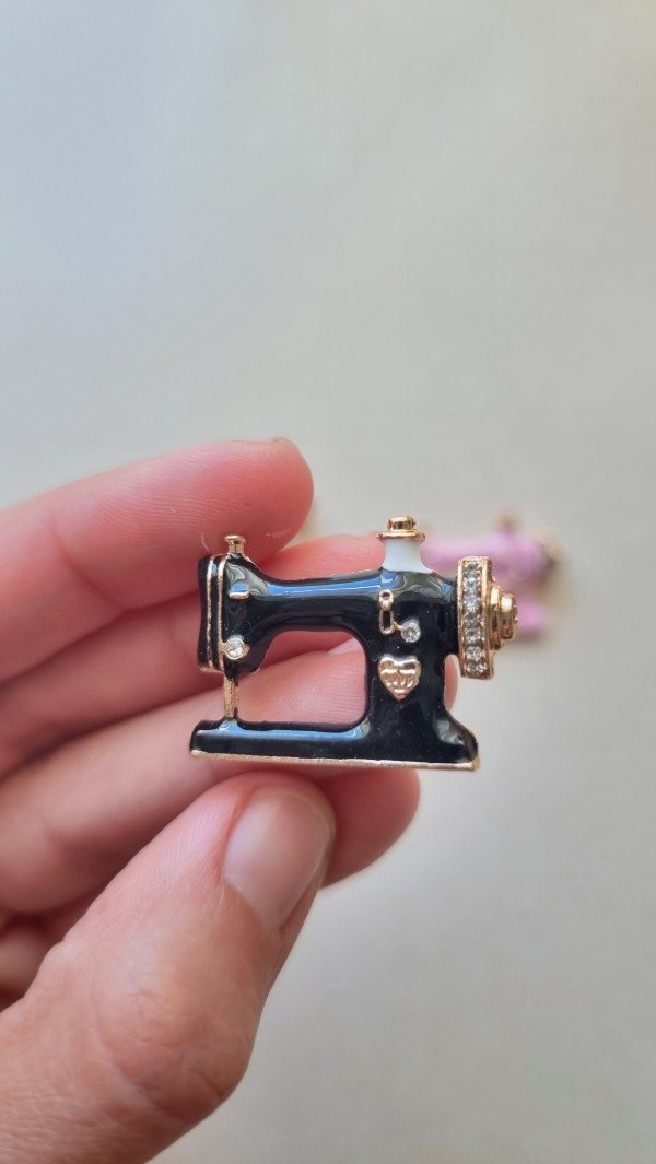 Producto - Prendedor MÁQUINA DE COSER 2