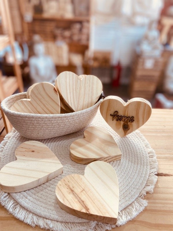 Producto - Corazon pino 10 cm