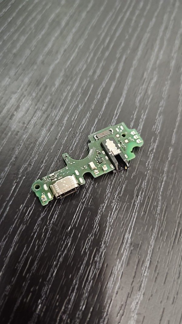 Producto - PLACA DE CARGA ORIGINAL ZTE A35 / A55