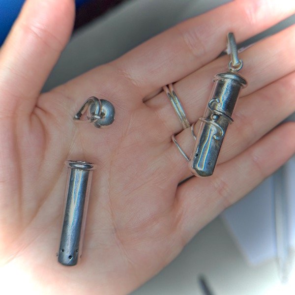 Producto - Dije Guarda Secretos