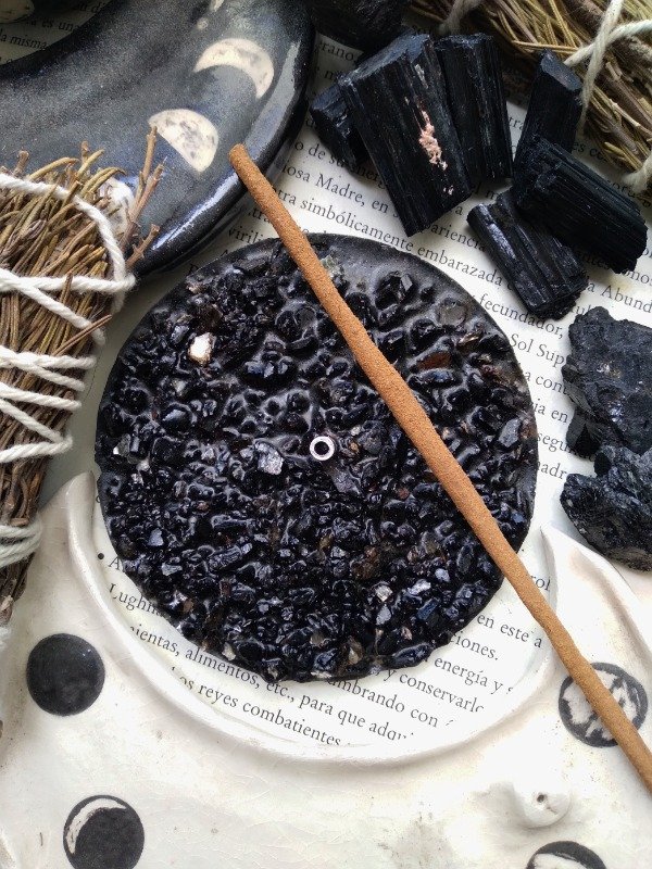 Producto - Portasahumerios- Turmalina negra