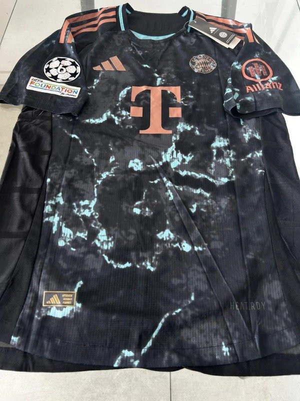 Producto - CAMISETA FC BAYERN MÚNCHEN IMPORTADA ALTERNATIVA #9 KANE