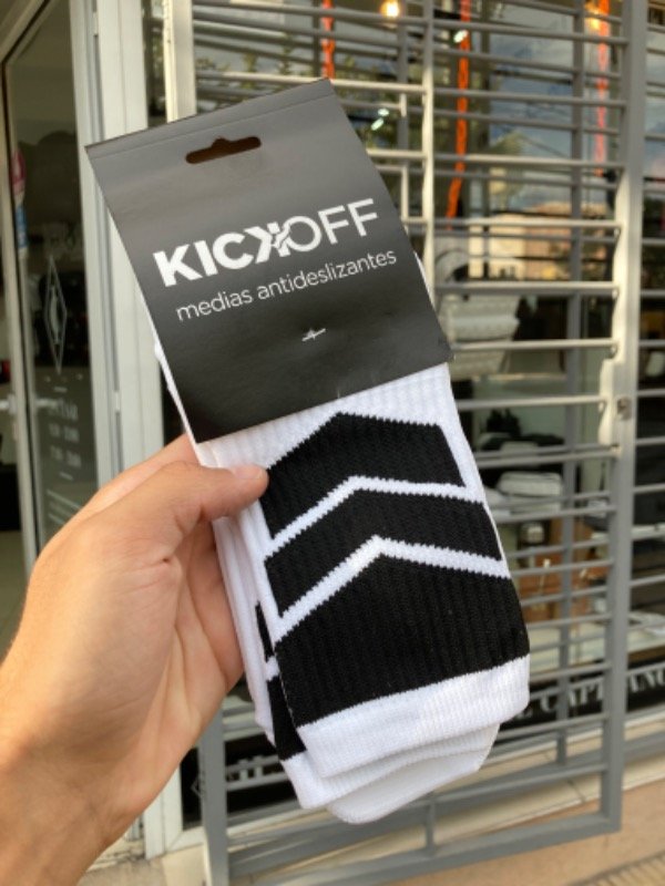 Producto - MEDIAS ANTIDESLIZANTES KICKOFF