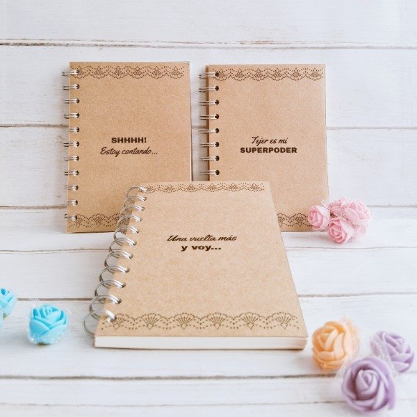 Producto - Libreta Frase Tejedora