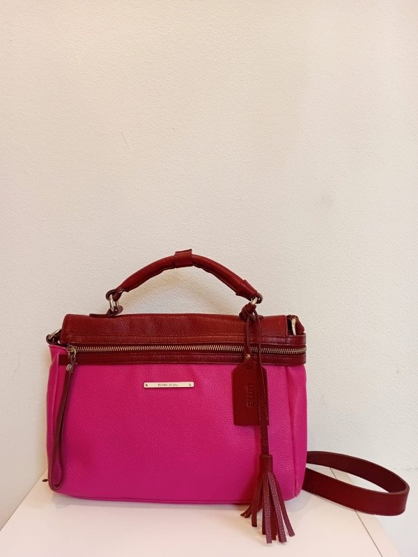Producto - Cartera UMA (cuero)