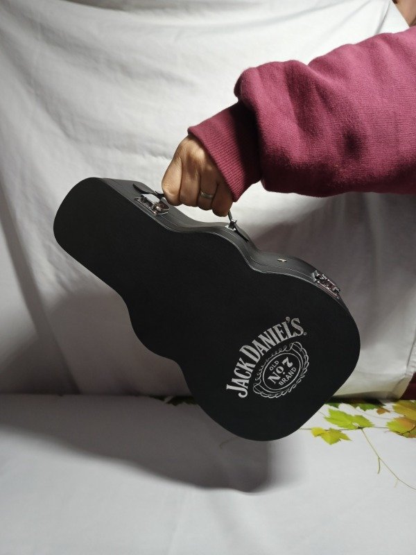 Producto - Jack Daniels Núm. 7 Guitarra (importado) - 3