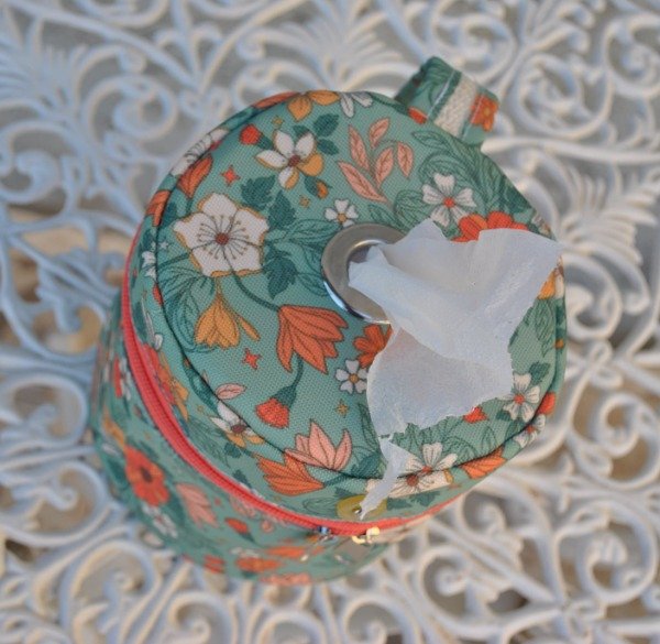 Producto - Portarollo Flores con papel de regalo!