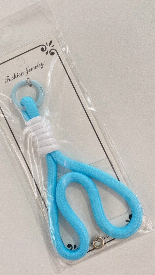 Producto - Strap phone o llavero Roma. Celeste