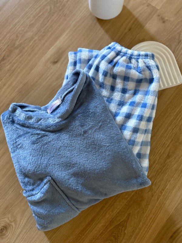 Producto - Pijama polar celeste