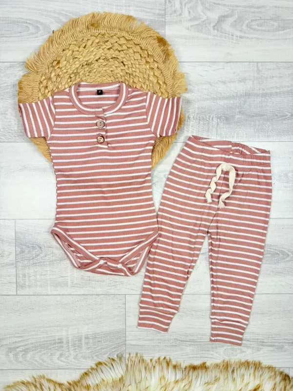 Producto - Conjunto Carlitos rayas - 2