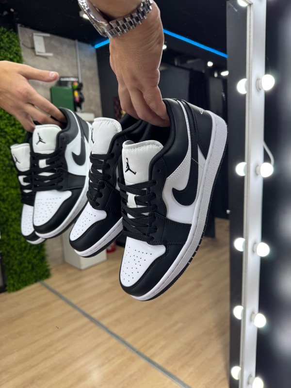Producto - Jordan 1 Low Pandaa
