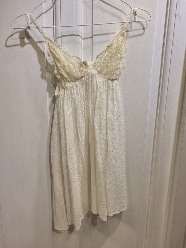 Producto - Vestido WANAMA lencero crudo Talle S - PRECIO: 36X