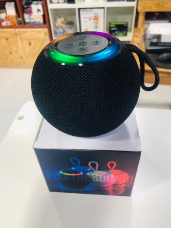 Producto - Parlante Esfera Negro