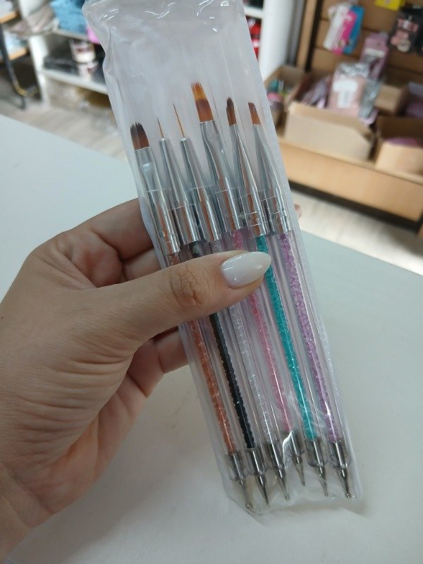 Producto - Set pinceles surtidos + dottig