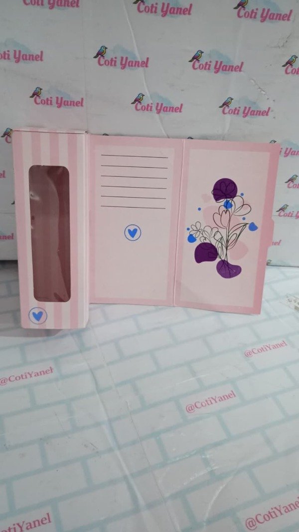Producto - Caja tipo fosforera con tarjeta - 1