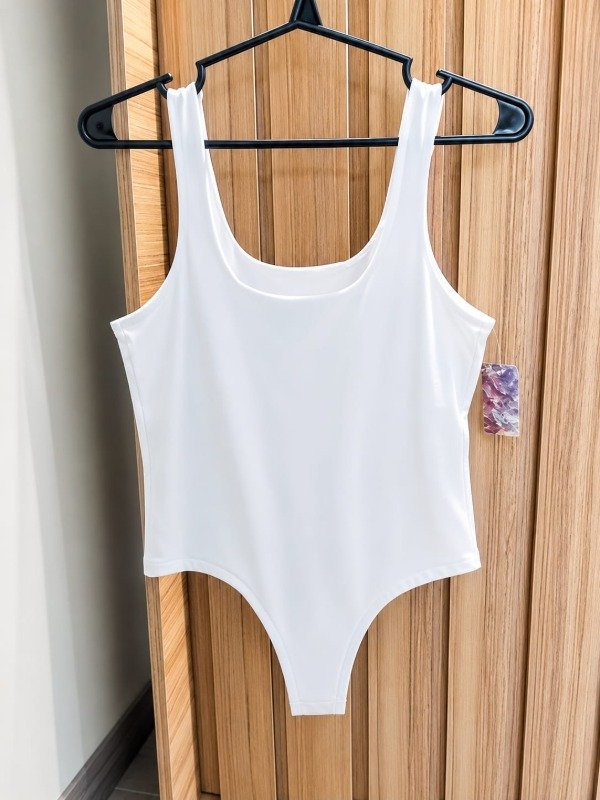 Producto - Body cuello V