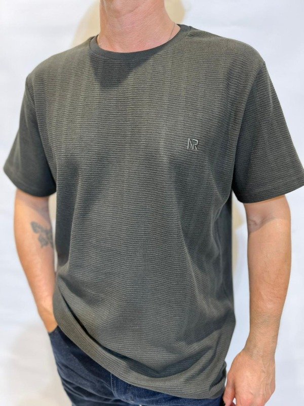 Producto - REMERA NEDLELESS