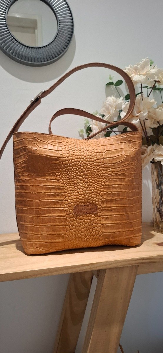 Producto - Bolso mediano croco