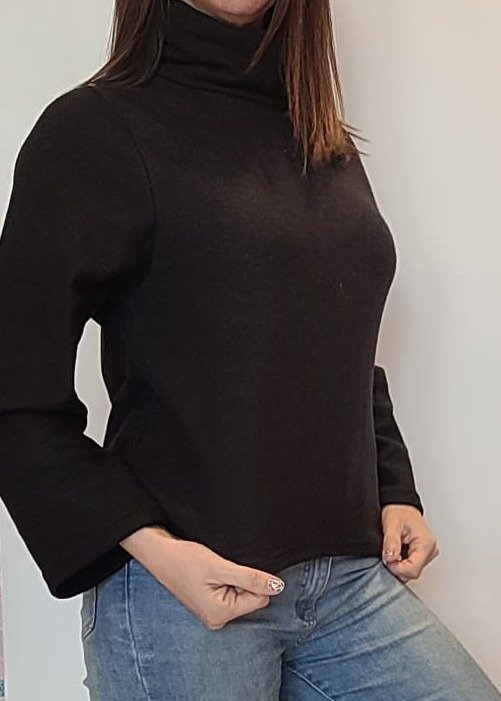 Producto - Sweater AYUMI NEGRO
