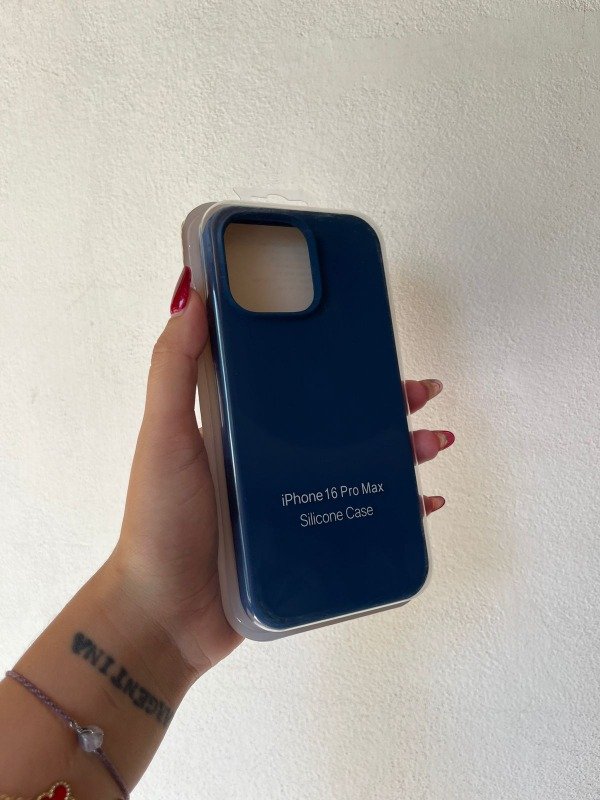 Producto - Iph 16 pro max silicona case azul