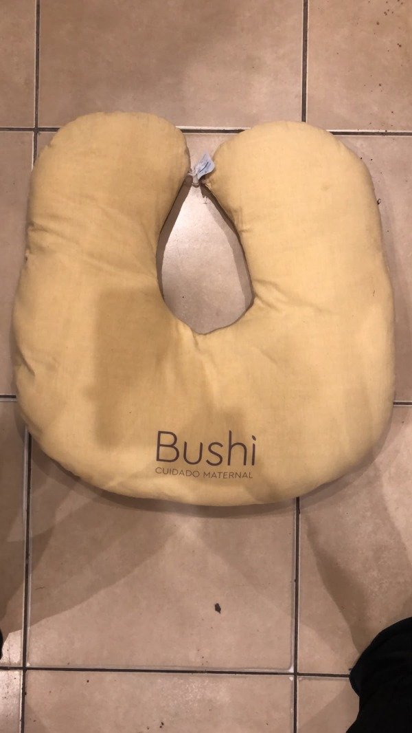 Producto - Almohadon de lactancia Bushi amarillo - 4