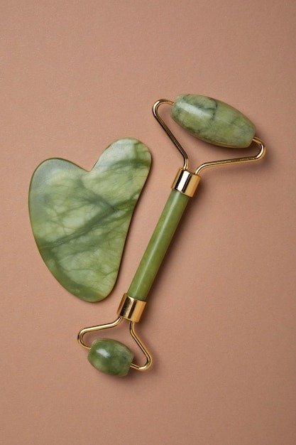 Producto - Combo Gua sha y roller de jade