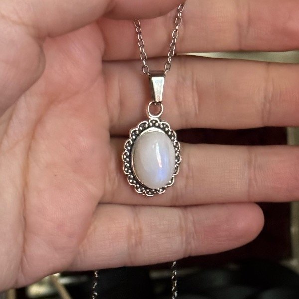 Producto - Dije con piedra de la luna!