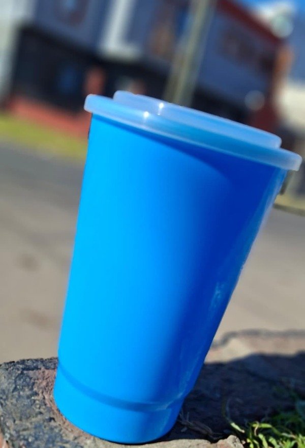 Producto - VASO DE LITRO N2 CON TAPA