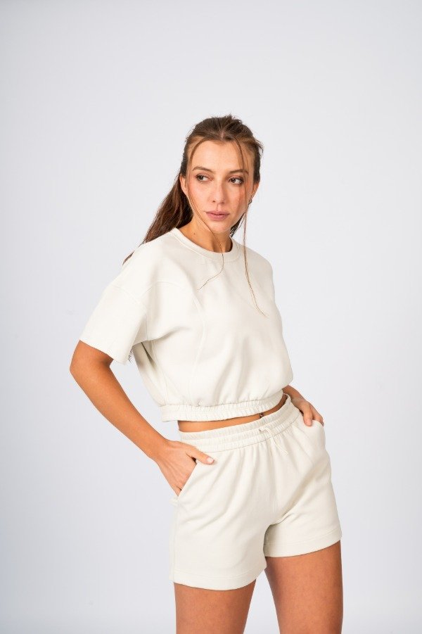 Producto - Buzo Corto Soft Beige