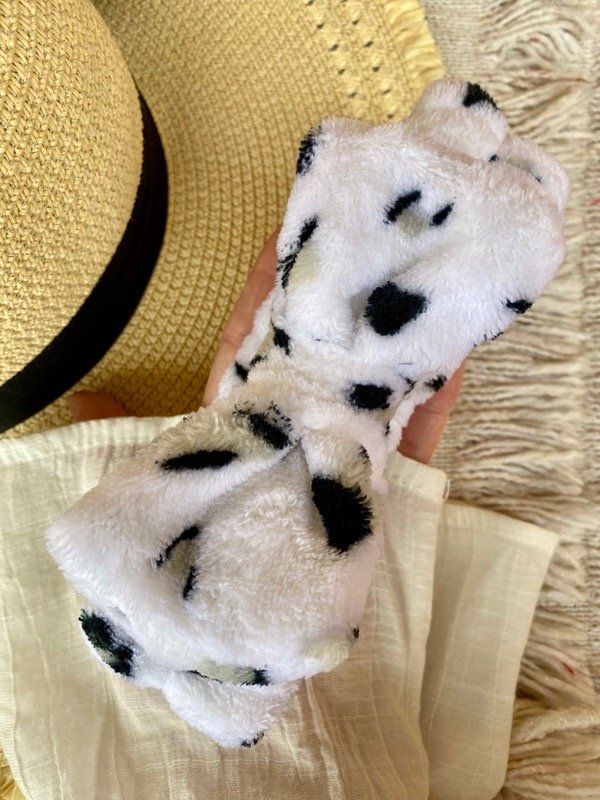 Producto - Vincha skincare animal blanco y negro
