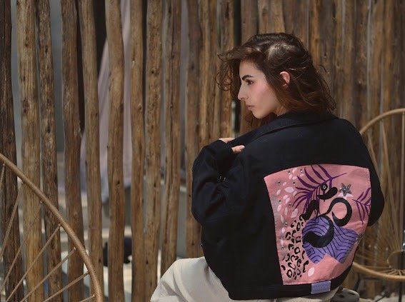 Producto - Campera /Om con flecos