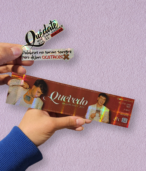 Producto - SET - QUEVEDO MOVISTAR ARENA  - ENTRADA DE RECUERDO + STICKERS
