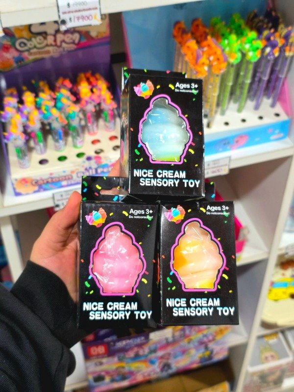 Producto - Squishy viral: cono helado