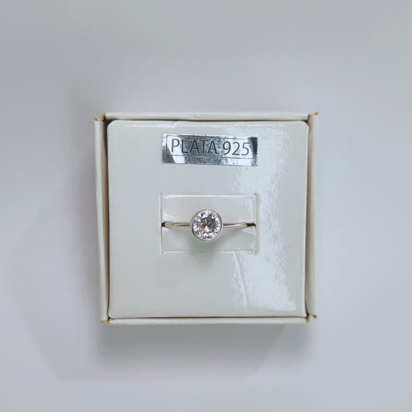 Producto - Anillo Plata con Diamante Círculo