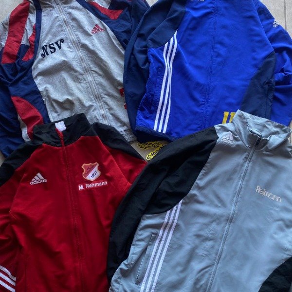 Producto - camperas adidas OG