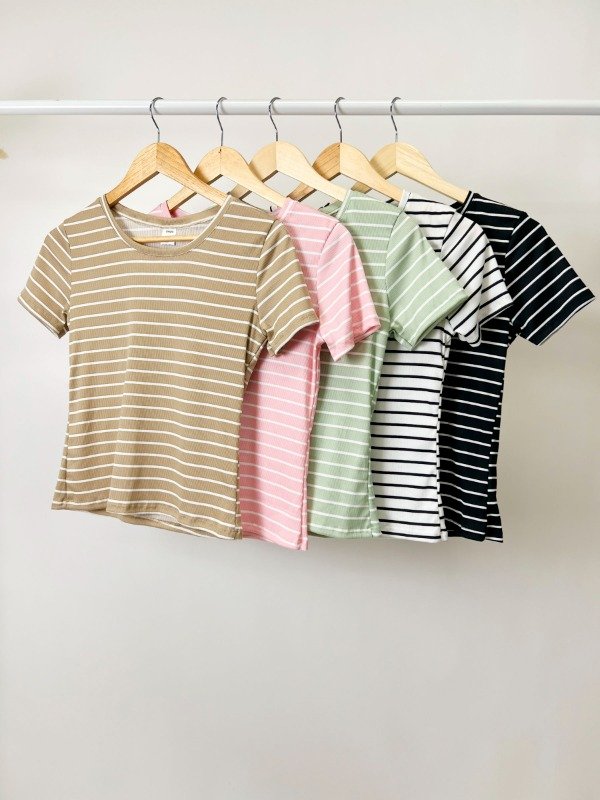 Producto - Remera rayada SOLO NEGRO (Talle 4)