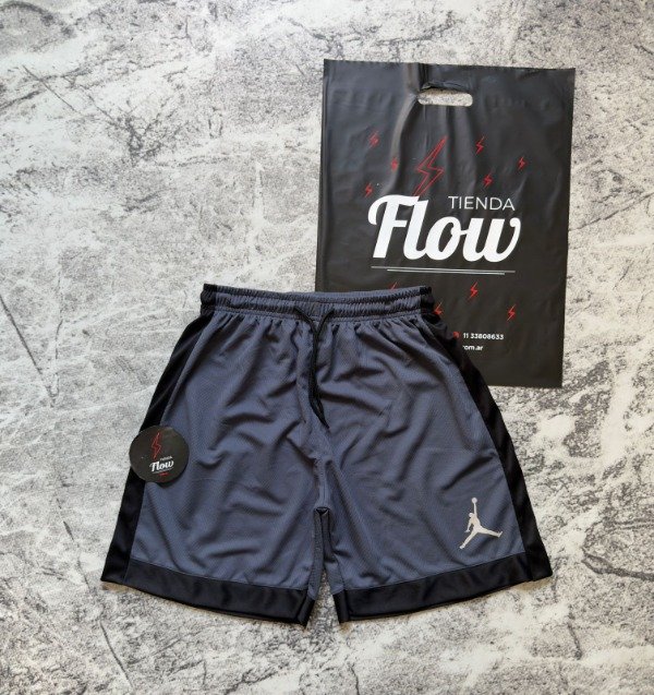 Producto - Short Jordan Basic Gris