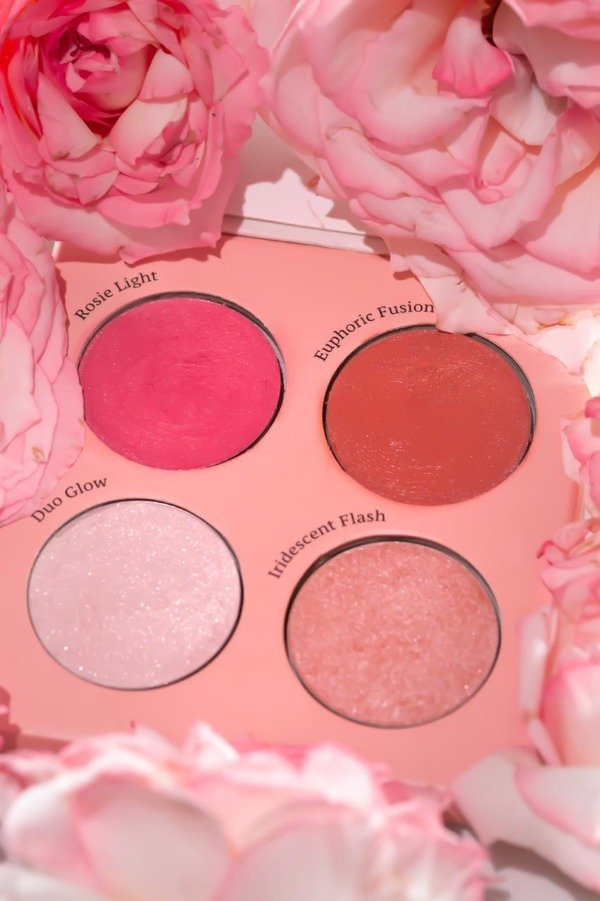 Producto - Blush and Glow Palette