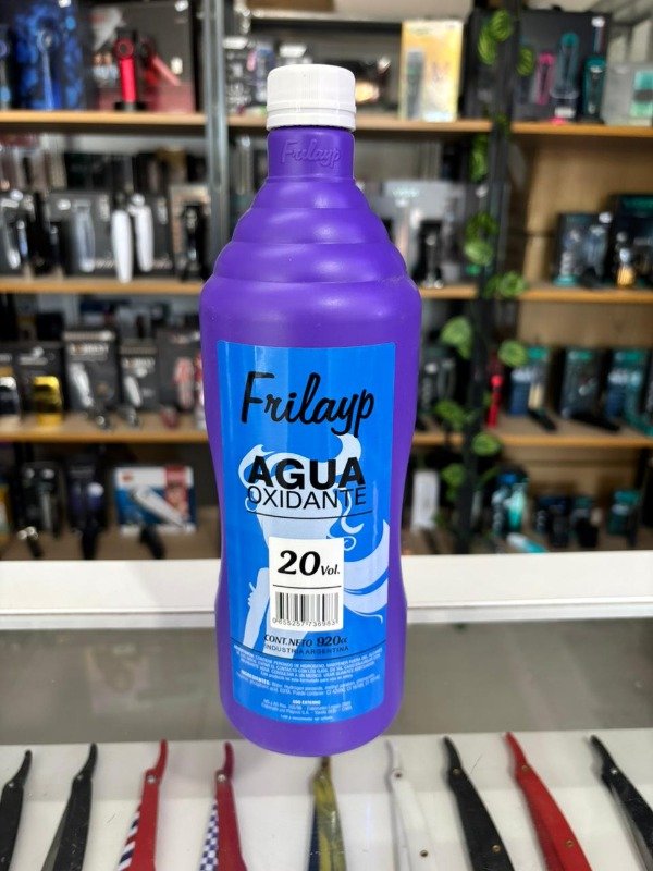 Producto - agua oxidante FRILAYP 20 VOL 920CC.
